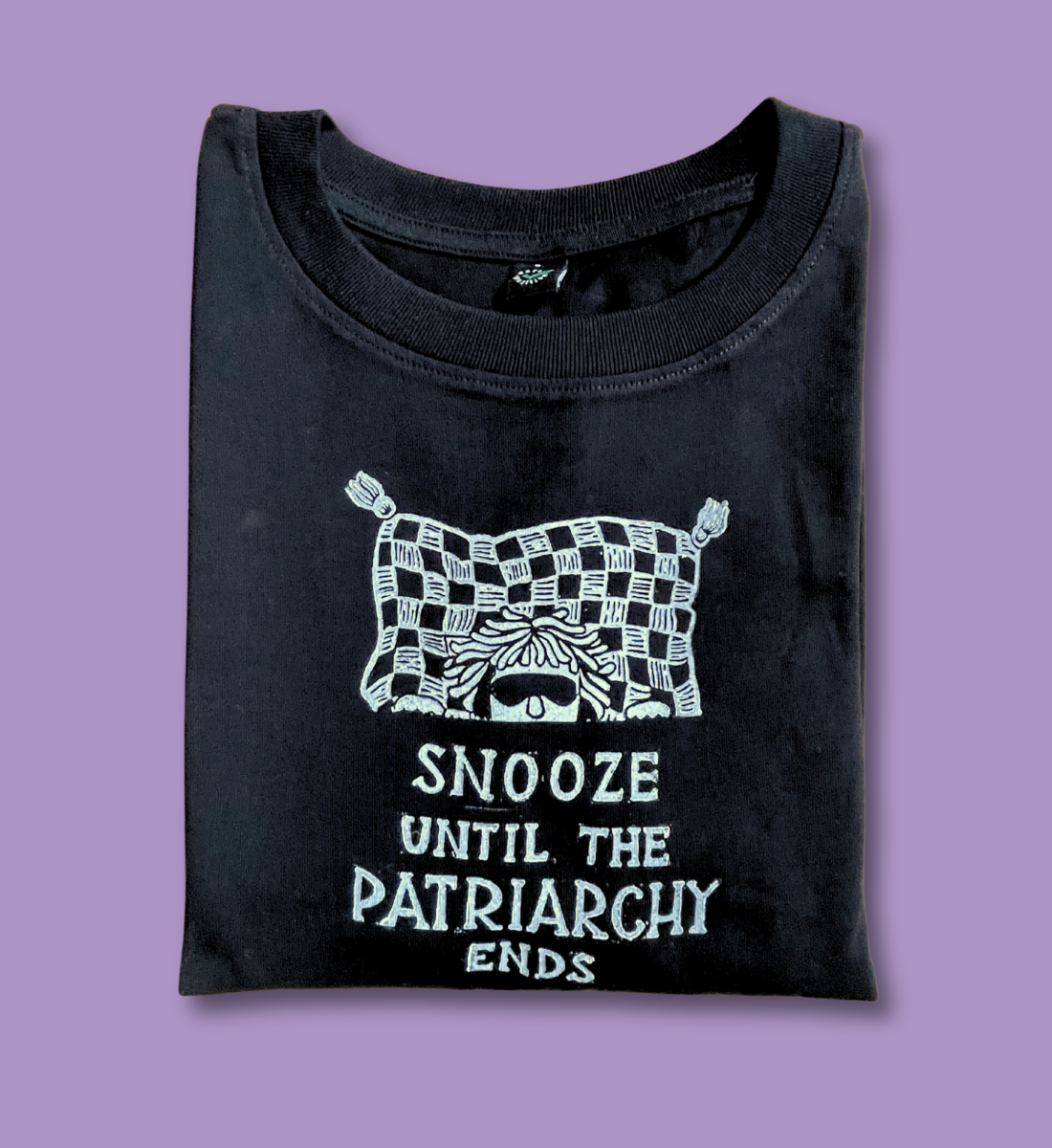 Das Patriarchat T-Shirt ist ein echtes feministisches Statement Shirt.
